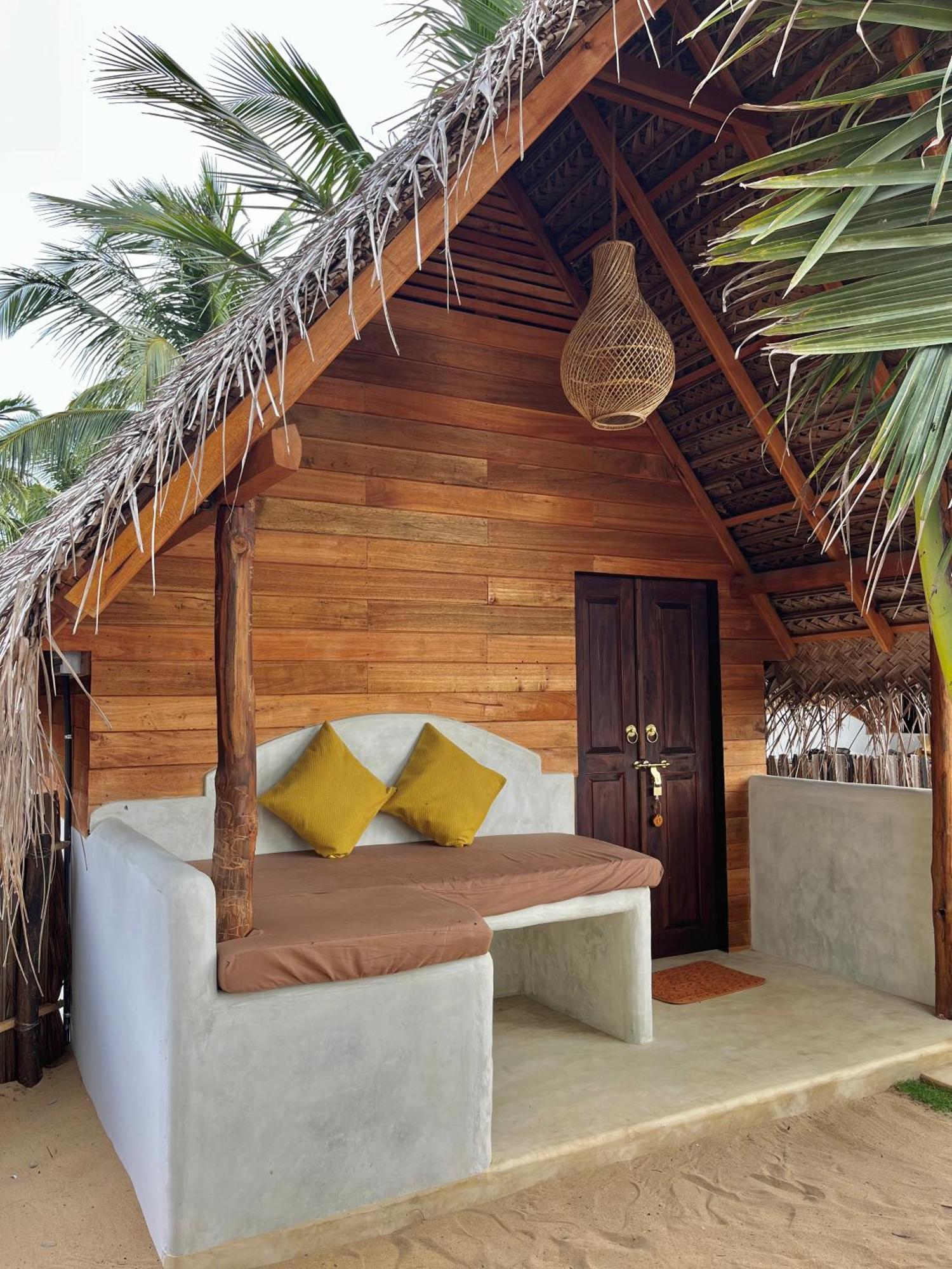 Windy Waves Kite Beach & Nature Resort Kalpitiya Exterior foto